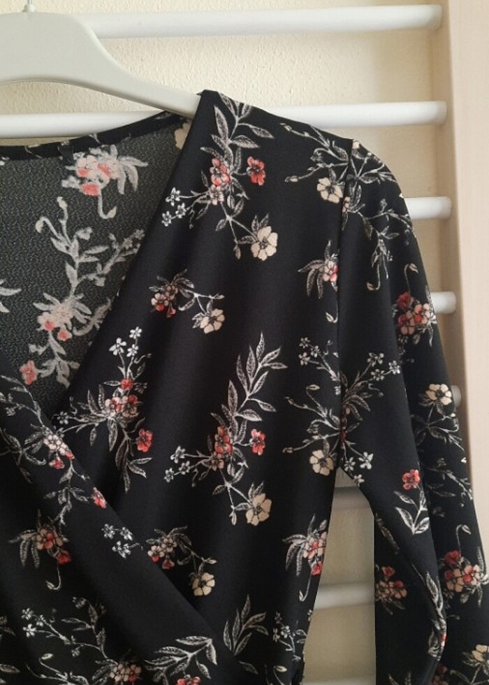 TRENDYOL çiçekli elbise / Kruvaze yaka çiçekli elbise - Görsel 4