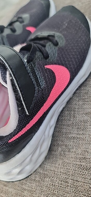29 Beden siyah Renk Nike spor ayakkabi
