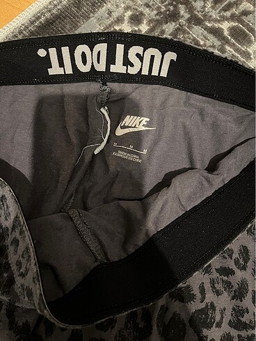 m Beden Nike tayt