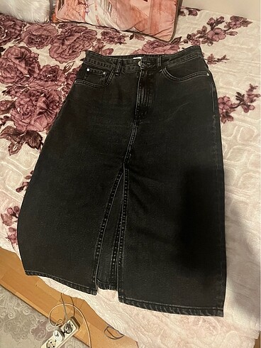 Zara etek yırtmaçlı
