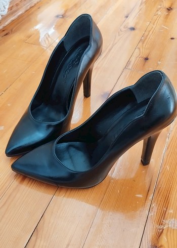 Diğer Siyah Modern Klasik Stiletto Topuklu Kadın Ayakkabı