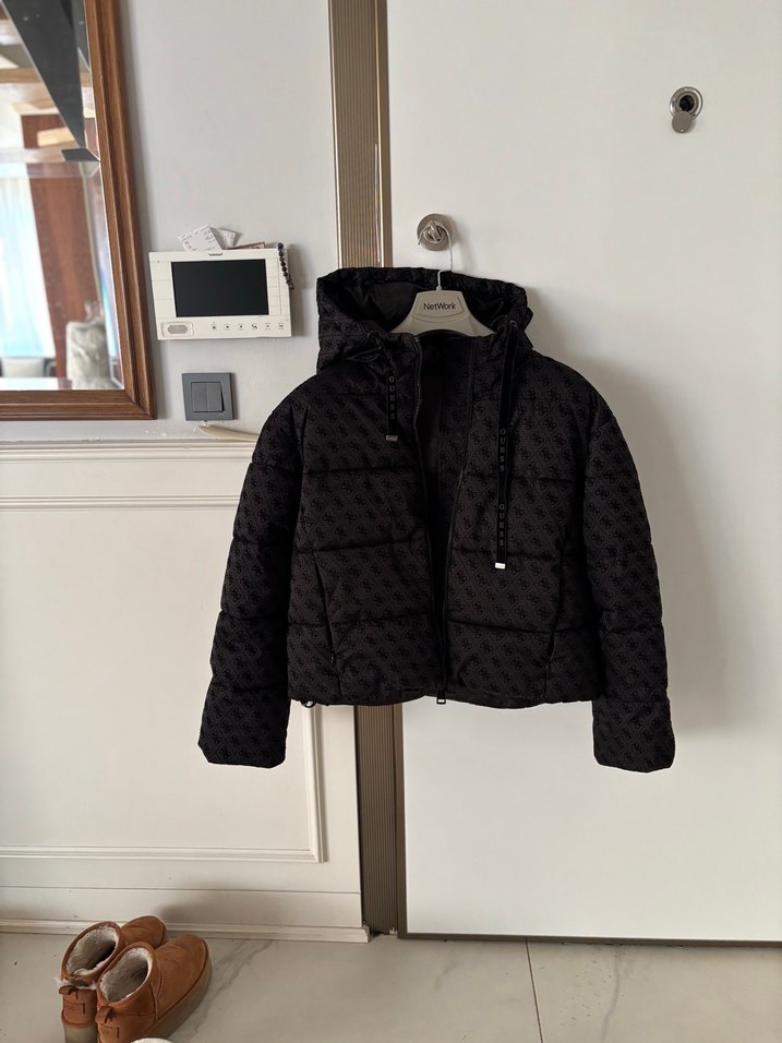 Guess Orjinal 36 beden siyah mont - Görsel 2