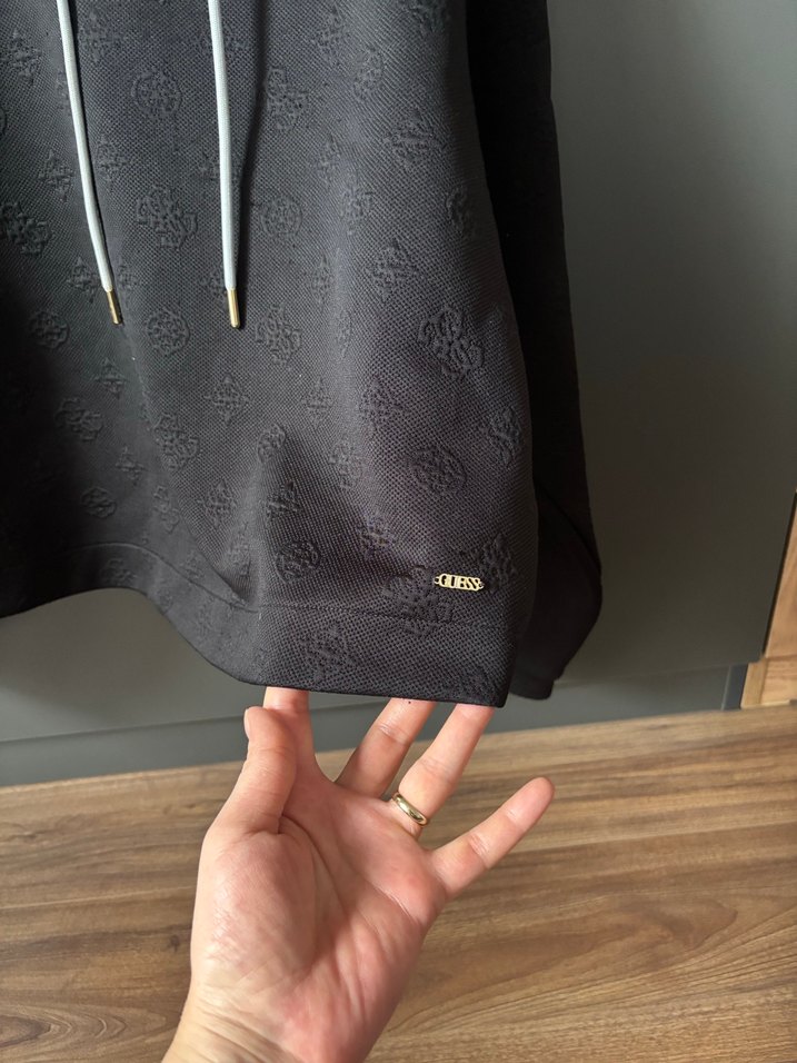 Guess Orjinal siyah M beden sweatshirt - Görsel 3