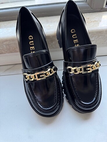 Guess Orjinal 39 numara kadın siyah loafer ayakkabı