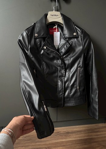 Guess Orjinal deri ceket - Görsel 7