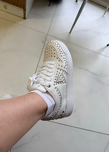 Guess Orjinal platform topuk38 numara beyaz spor ayakkabı - Görsel 3