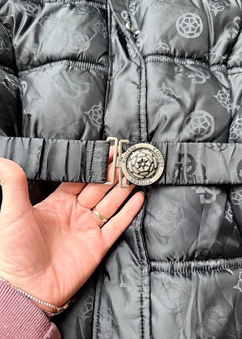 Guess kadın Orjinal siyah mont - Görsel 6