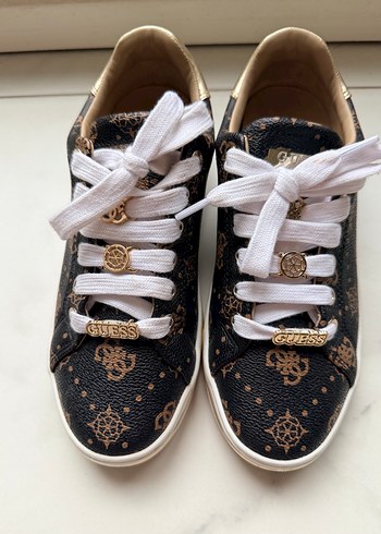 Guess Orjinal Monogramli Siyah Beyaz Sneaker