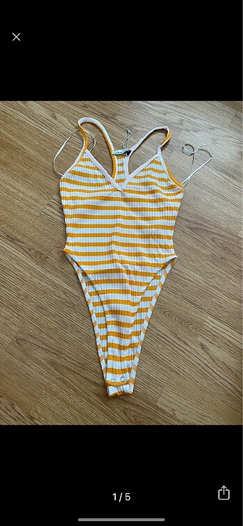 Pull and Bear Çizgili bodysuit
