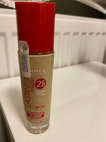 Rimmel london fondöten