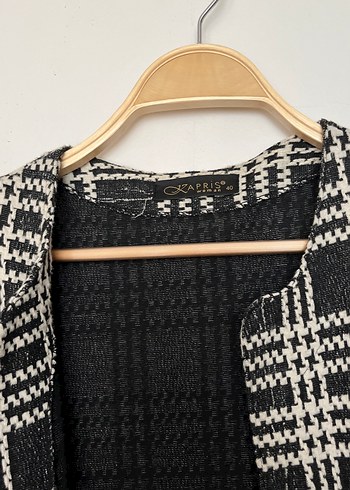 Düğmesiz Siyah Beyaz Kareli Midi Kadın Ceket - Görsel 3