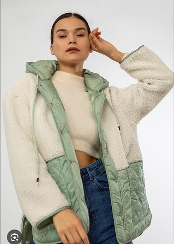 Düğmeli Beyaz Kadın Midi Boy Ceket - Görsel 5