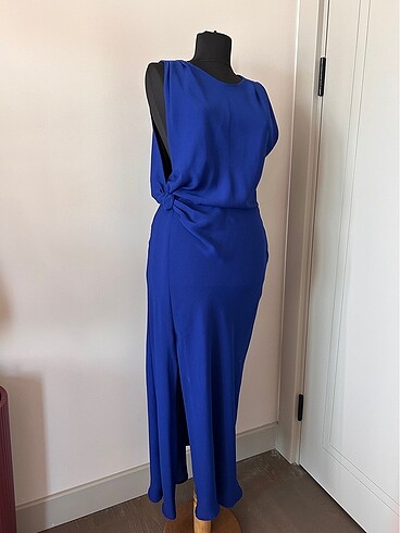 Zara?dan Yepyeni Elbise ? Gündüz Rahatlığı, Akşam Şıklığı Bir Ar