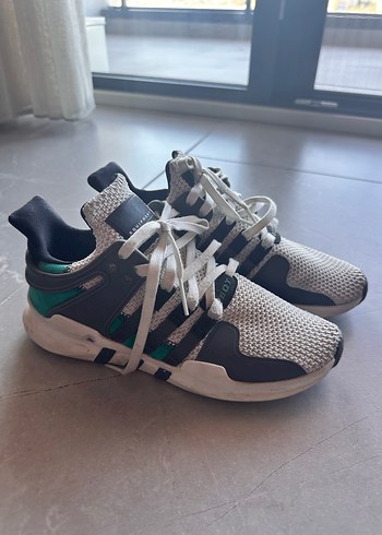 Adidas Bağcıklı Gri-Beyaz Spor Kadın Sneakers