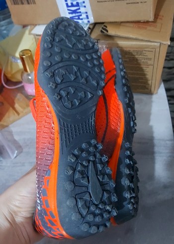 Turuncu Yılan Desenli Erkek Futbol Ayakkabısı - Görsel 4