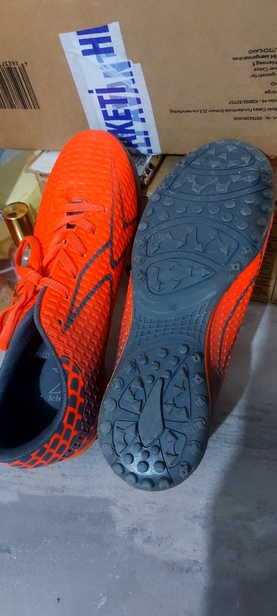 Turuncu Yılan Desenli Erkek Futbol Ayakkabısı - Görsel 5