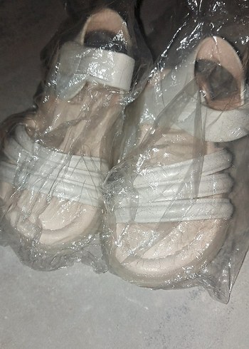 Kız Çocuk Pilili Beyaz Özel Gün Ayakkabısı - Görsel 4