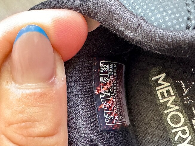 35 Beden siyah Renk Skechers spor ayakkabı