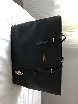 Kol çantası siyah