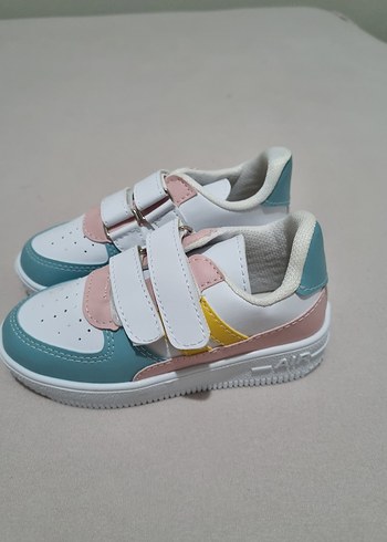 Kız Çocuk Çok Renkli Cırt Cırtlı Spor Ayakkabı - Görsel 4