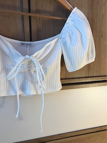 Zara Zara kare yaka crop top