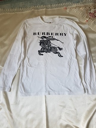 Burberry t shirt 