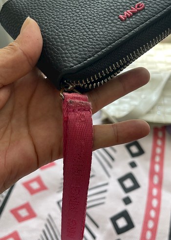  Beden siyah Renk MNG Siyah Deri Fermuarlı Kadın Cüzdanı