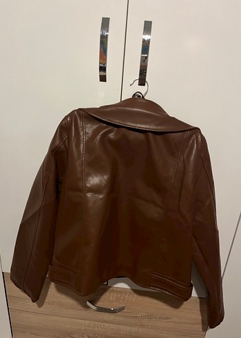 Kahverengi Deri Kemerli Kadın Ceket - Görsel 3
