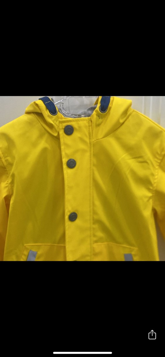 Sarı Düğmeli çocukYağmurluk - Görsel 2