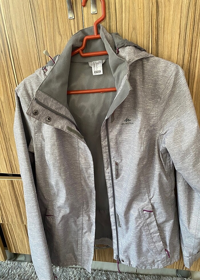 Decathlon yağmurluk - Görsel 2