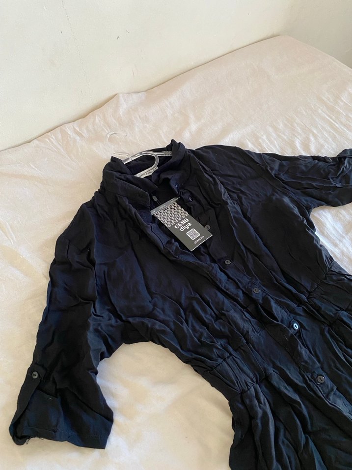 Düğmeli Siyah Kısa Kollu Kadın Tulum - Görsel 2