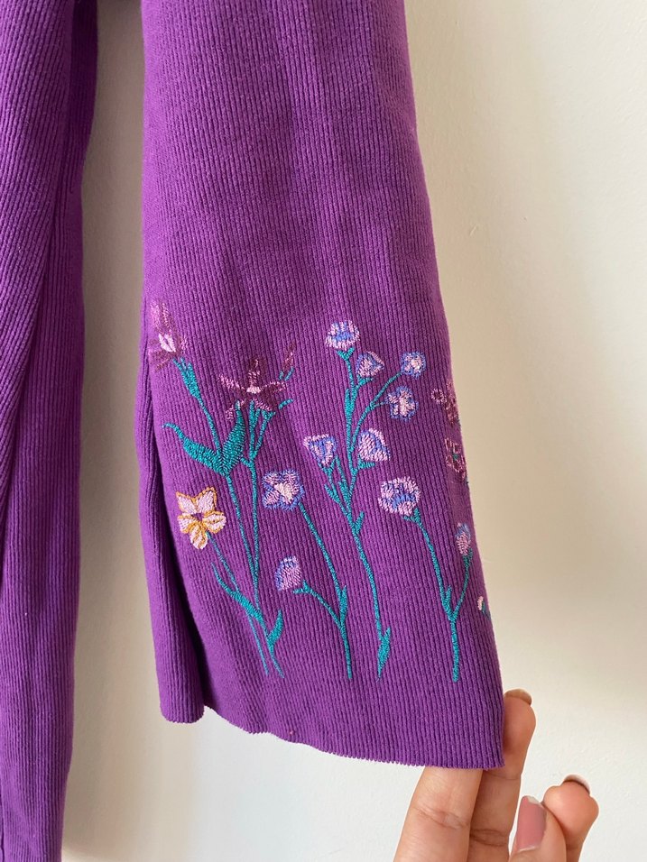 Ambar çiçekli mor elbise - Görsel 3