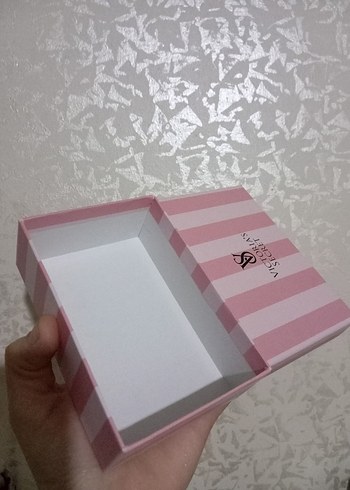 Victoria's Secret Boş Kutu - Görsel 4