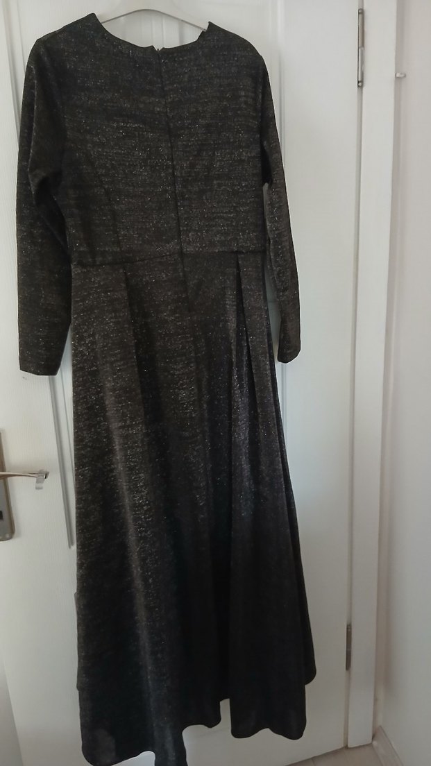 Siyah Uzun Kollu AbiyeElbise ve ayakkabı - Görsel 3