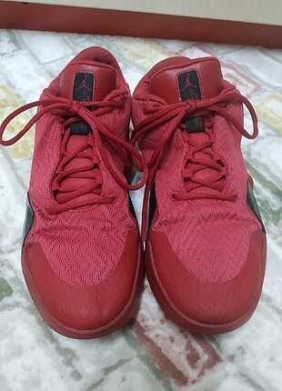 Jordan basketbol ayakkabısı
