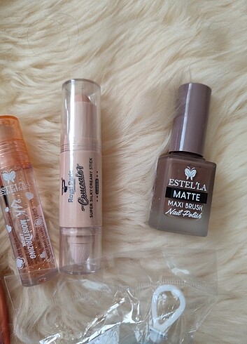 Makyaj malzemesi seti  - Görsel 2