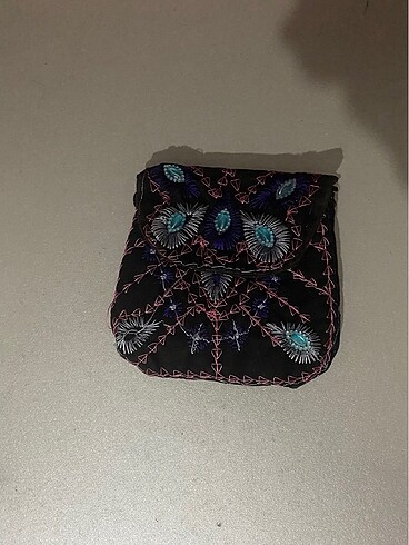 El clutch askili canta