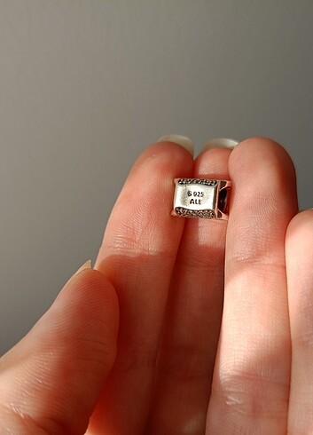  Beden gri Renk Orjinal pandora charm