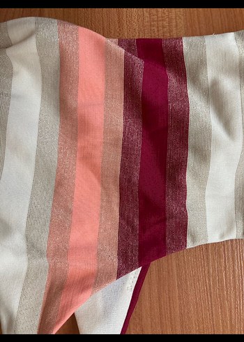 Fiyonklu Pembe Bağcıklı Bohem Bikini Üstü - Görsel 3