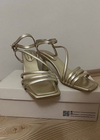 Altın Renkli Tokalı İnce Topuklu Kadın Ayakkabı - Görsel 3