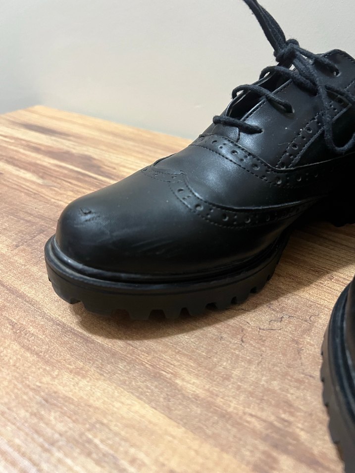 Siyah Bağcıklı Oxford Ayakkabı (Tırtıklı Taban) - Görsel 4