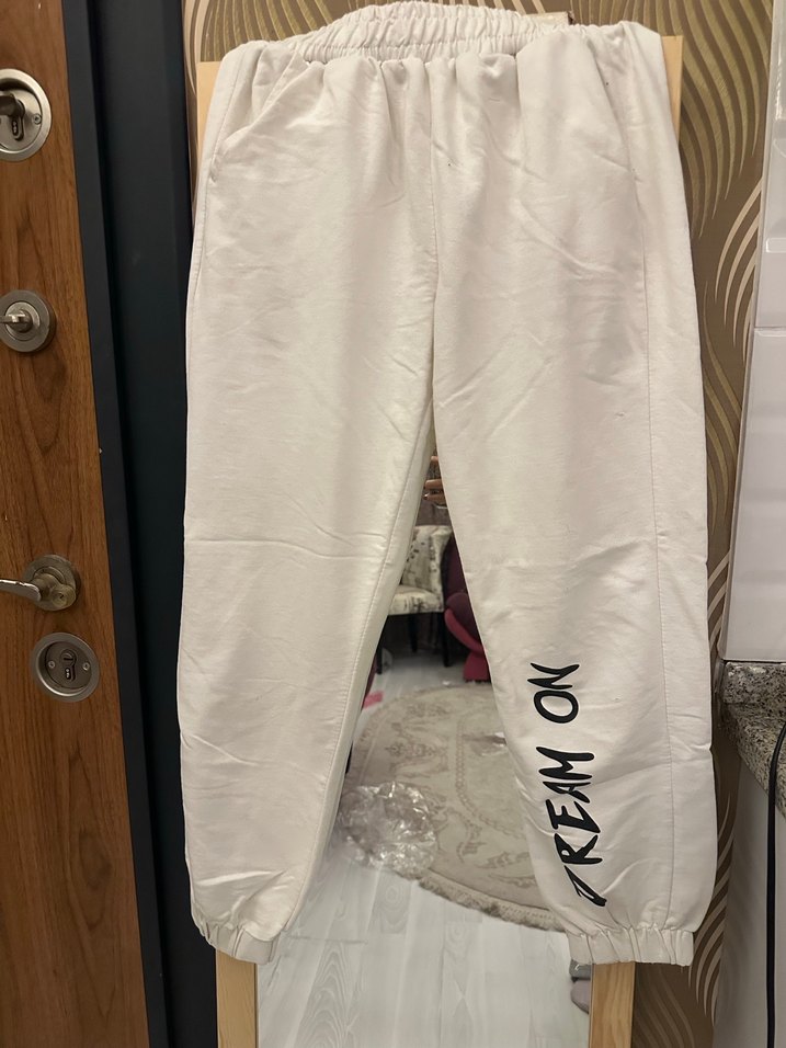 Beyaz Baskılı  Spor Eşofman Altı - Görsel 2