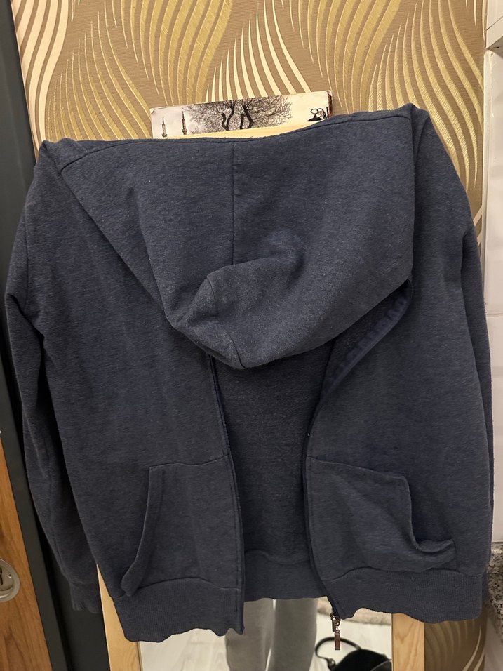 Gri Fermuarlı hırka - Görsel 2