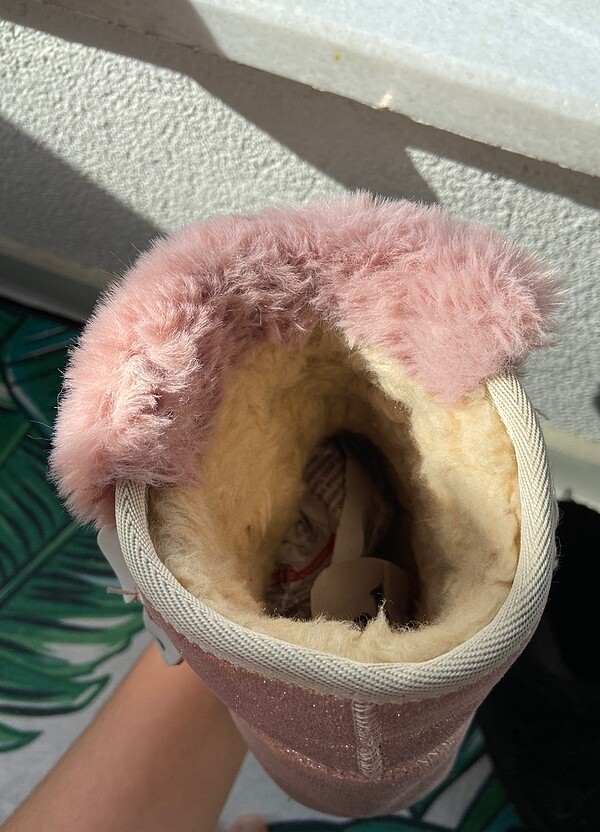 Pembe kürklü bot ugg - Görsel 3