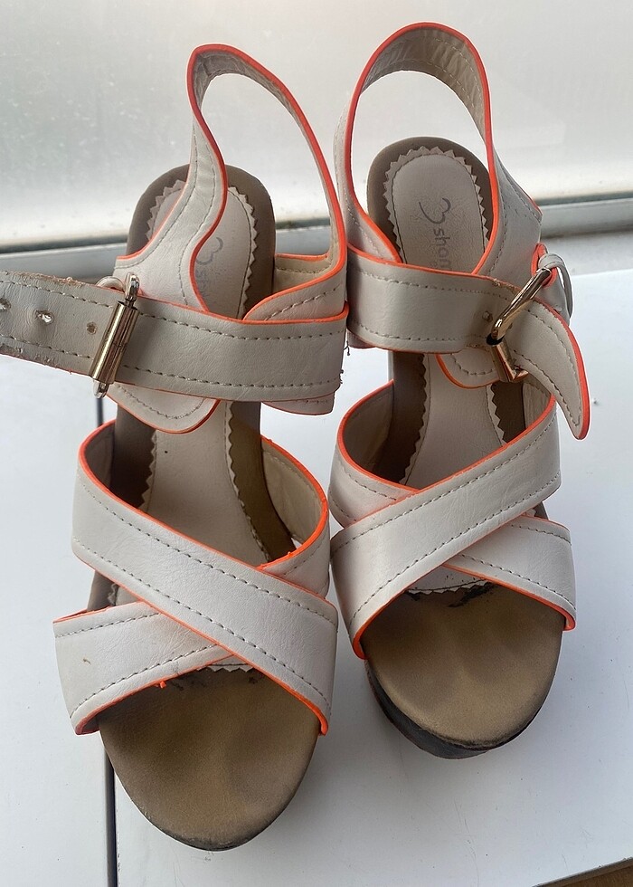 Topuklu ayakkabı - Görsel 3