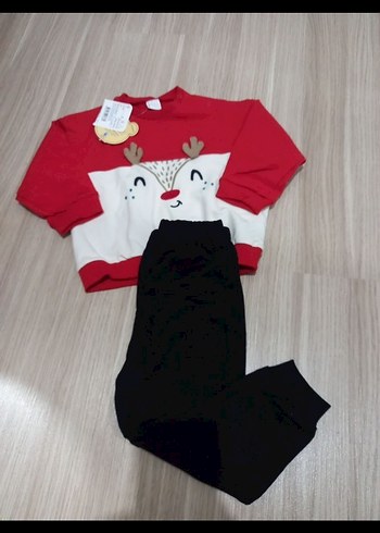 LCW Baby Erkek Kırmızı Nakışlı Sweatshirt ve Pantolon Seti - Görsel 2