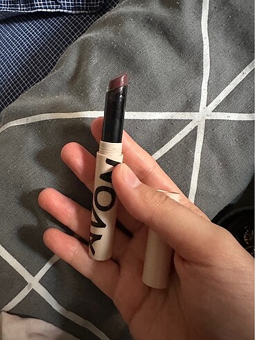 Avon lipstick