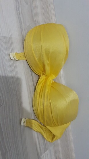 m Beden sarı Renk Sarı çok şık straplez bikini üstü 