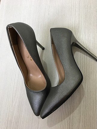 Diğer stiletto