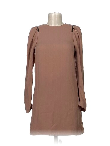H&M Kısa Elbise %70 İndirimli.